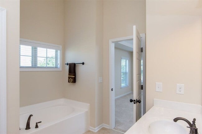 Building Photo - Village at Folkstone Home Available for Rent!