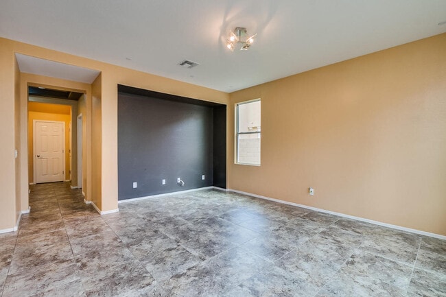 Building Photo - 9119 S Terry Ln