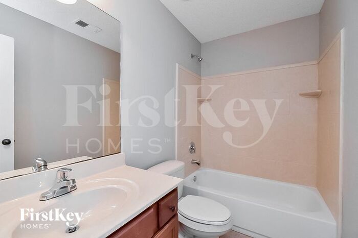 Building Photo - 5013 Gertrude Dr