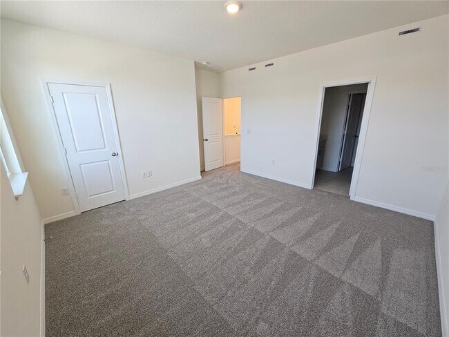 Building Photo - 4577 Small Creek Rd