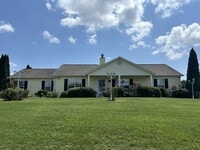 Building Photo - 110 Fox Haven Ln