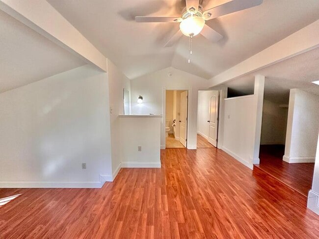 Building Photo - 13590 Red Dog Rd