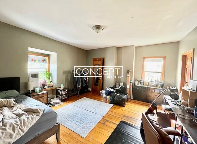 Building Photo - 11 Sewall St