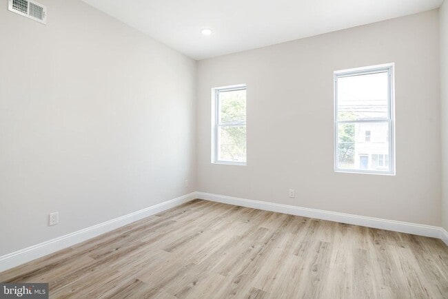 Building Photo - 4828 Paschall Ave