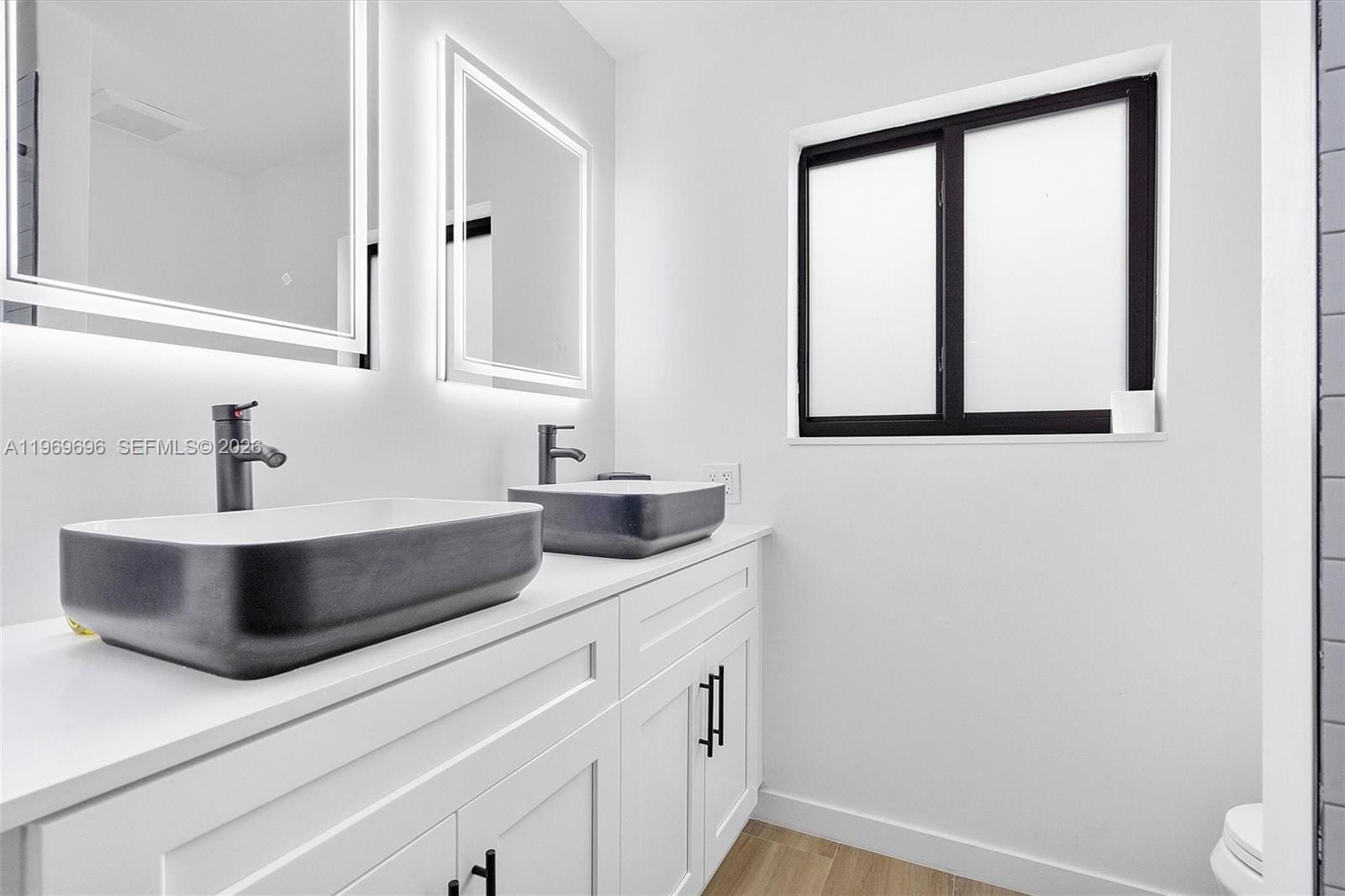 Building Photo - 10950 NW 16th Ct