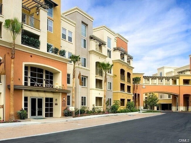 Exterior of community - 1102 Scholarship