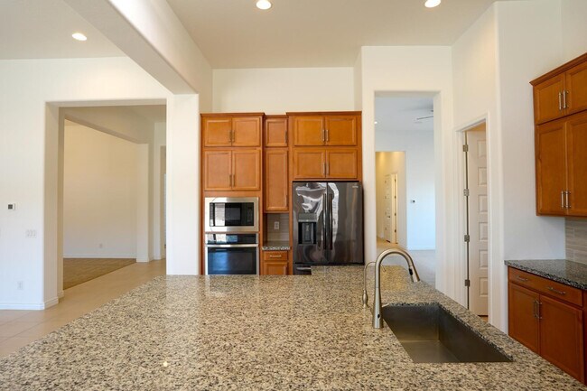Building Photo - 27711 N 38th Dr