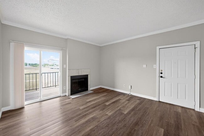 Building Photo - 12166 Metric Blvd