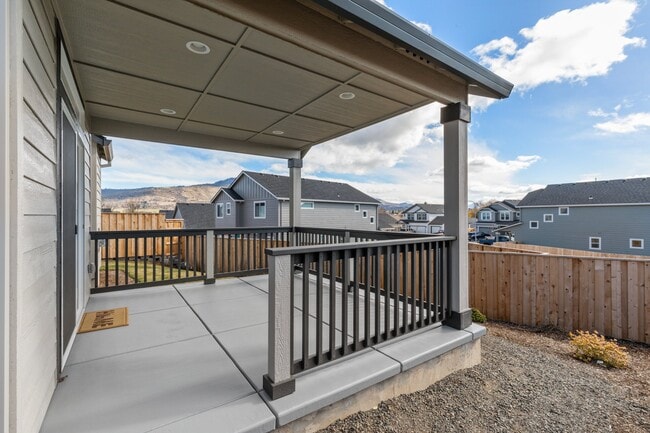 Building Photo - 1626 Dragon Tail Pl
