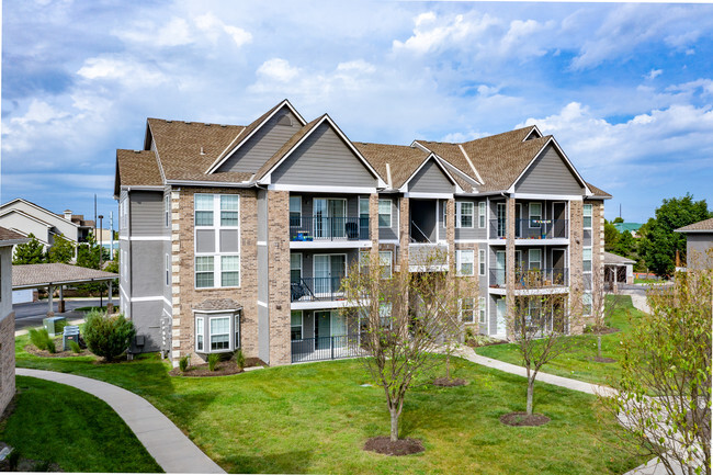 Welcome home to Saddlewood Apartments! - Saddlewood Apartments