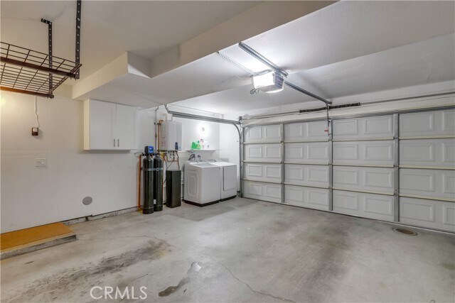 Building Photo - 10 Stardust