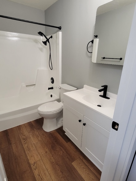 Building Photo - 4575 W 80th St Cir