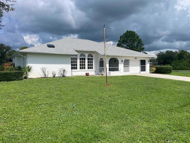 Building Photo - 1091 Venture Ct