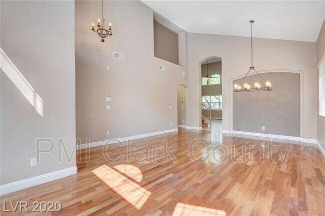 Building Photo - 2770 Sweet Willow Ln