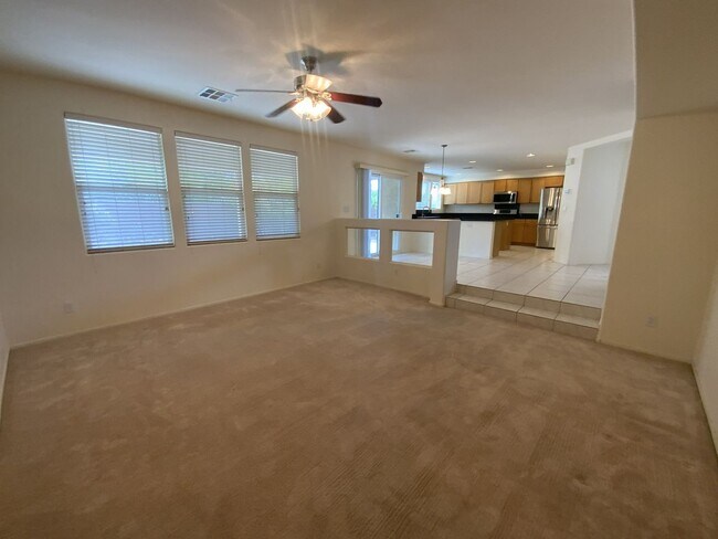 Building Photo - 4 bedrooms and 2.5 bathrooms 2-story home located in Henderson, NV!