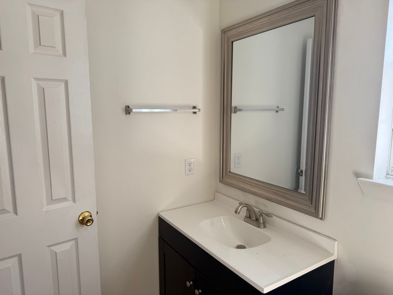 Building Photo - 79 Kenny Dr