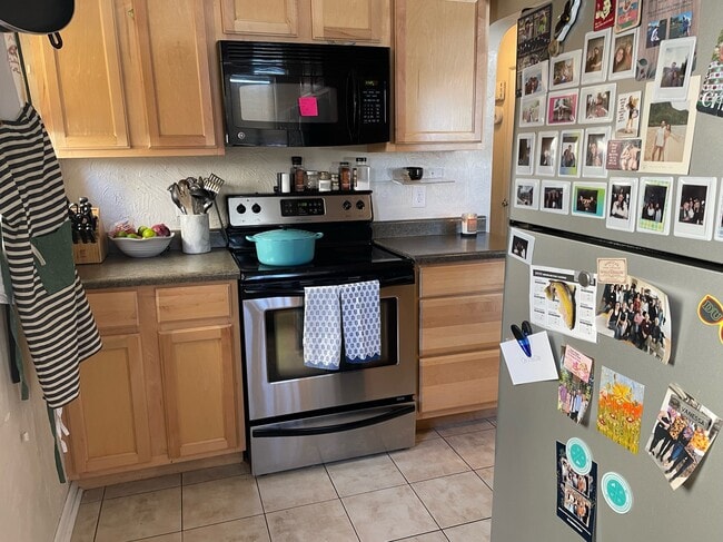 Building Photo - 2326 Lowell Blvd