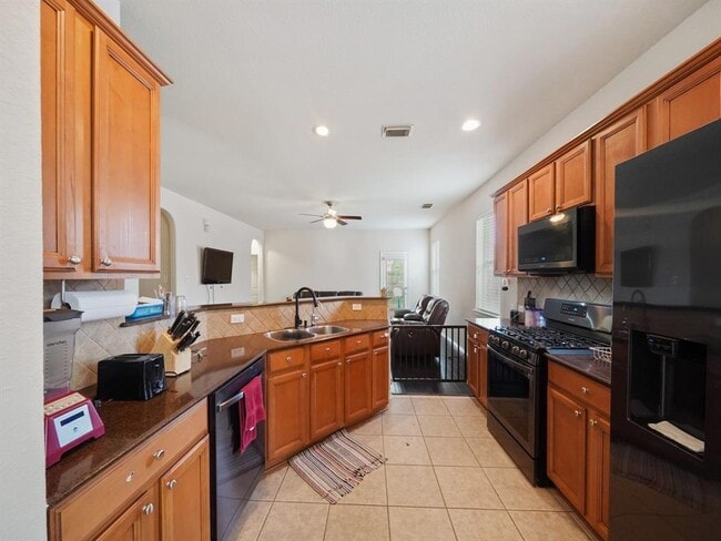 Building Photo - 2909 Laurel Brook Ln