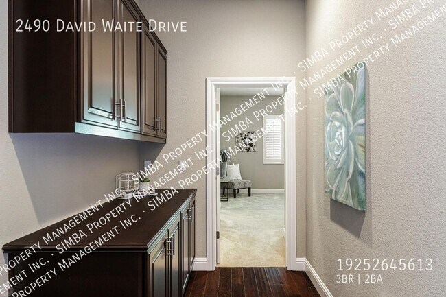 Building Photo - 2490 David Waite Dr