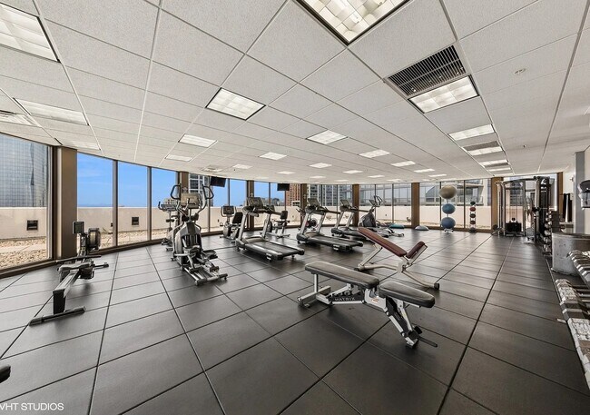 Building Photo - 233 E 13th St