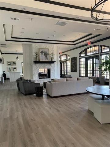 Building Photo - 3680 Roosevelt Dr