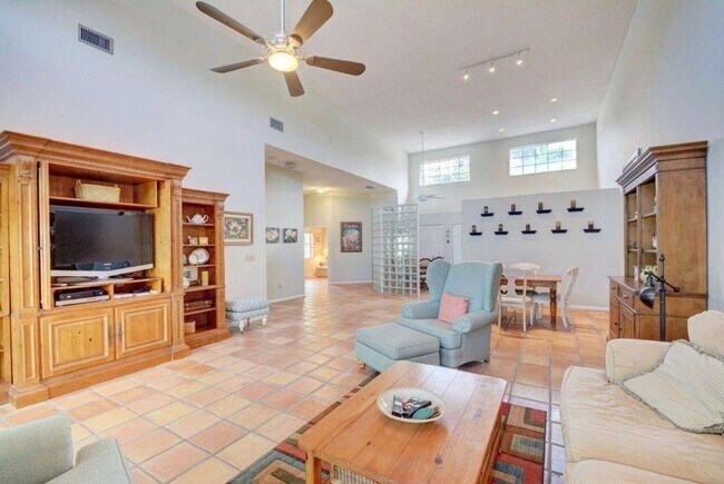 Building Photo - 6743 Montego Bay Blvd