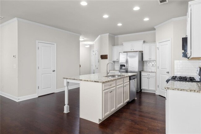 Building Photo - 1925 Wheylon Dr