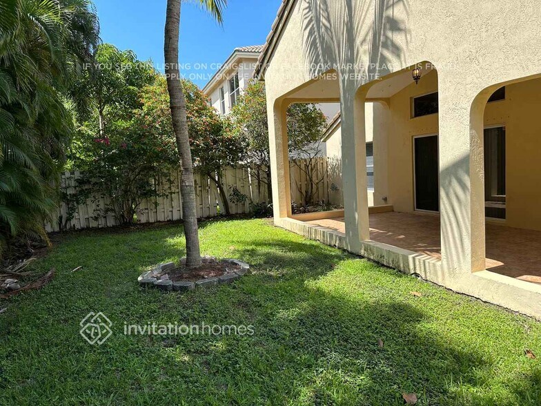Building Photo - 4137 Onega Cir
