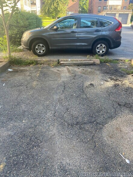 Building Photo - 211 St Paul St