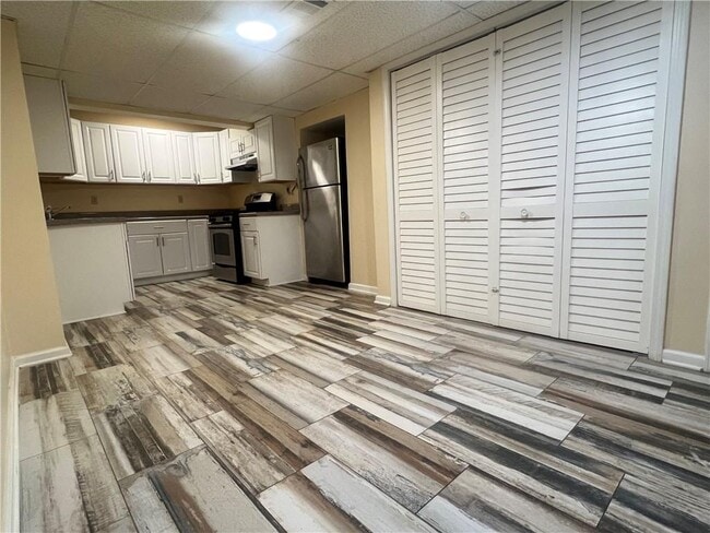 Building Photo - 3125 Brownwood Dr