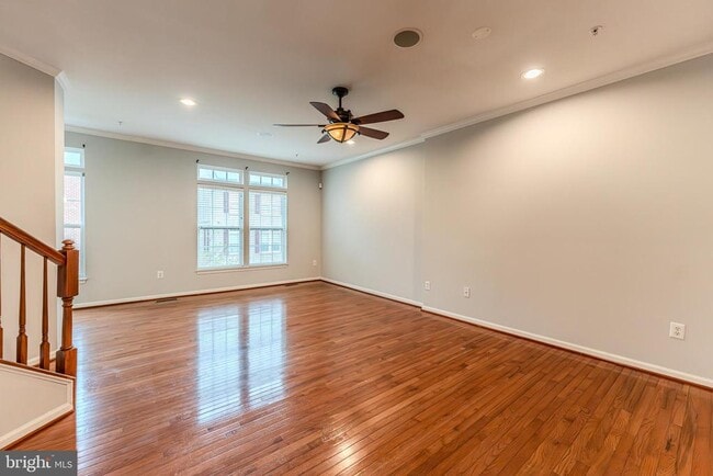 Building Photo - 1552 Oakley Ln