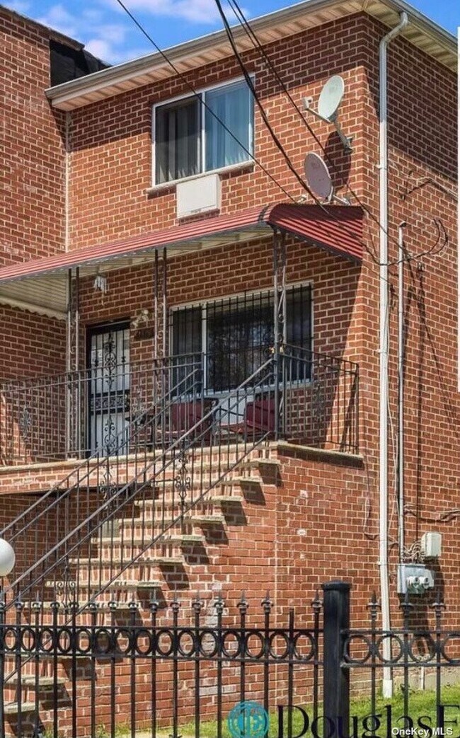 963 E 212th St 963 E 212th St The Bronx NY 10469 Apartment Finder