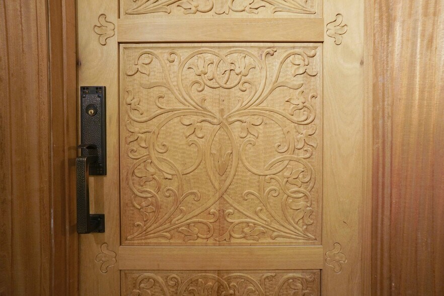 Building Photo - 96 South St