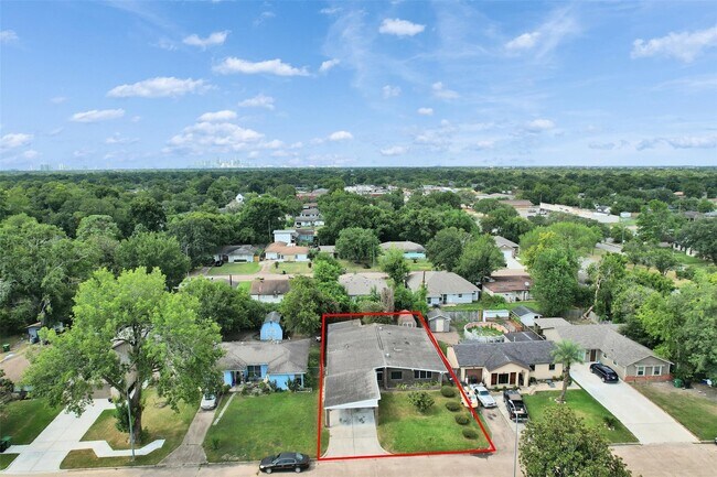 Building Photo - 5627 Southbrook Dr