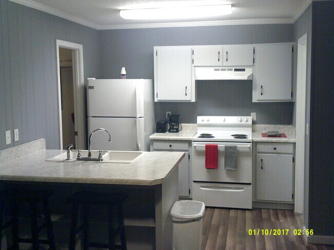 Primary Photo - 197 Hughes St