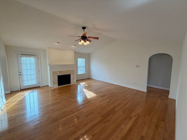 Building Photo - Statesville - Scotts Creek - 3BD/ 2BA