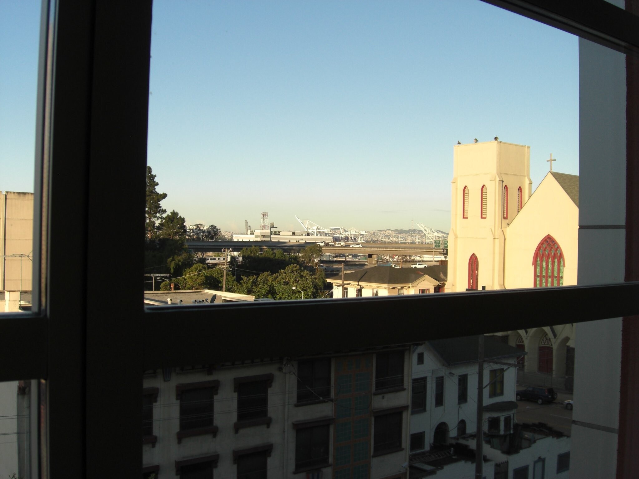 Building Photo - 585 9th St