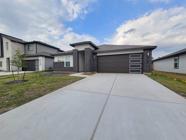 Building Photo - 12111 Bear River Dr