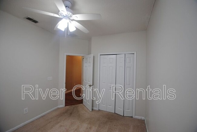 Building Photo - 3022 Piedmont Manor Dr