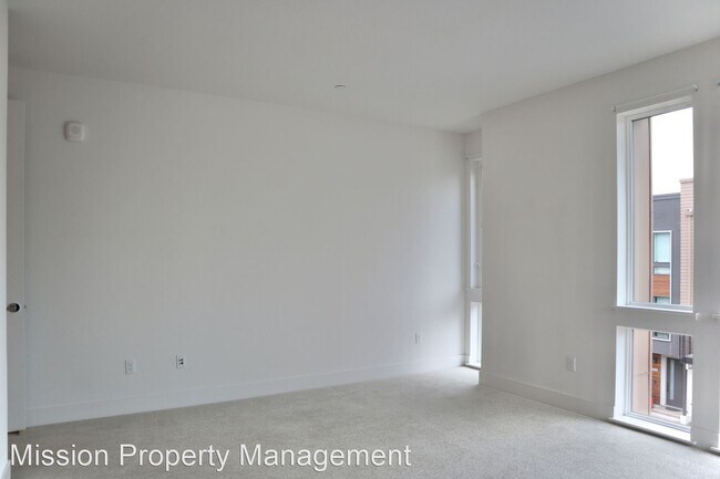 Building Photo - 4 br, 4.5 bath House - 39165 Declaration St