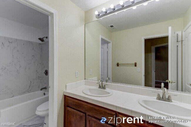 Building Photo - 4 br, 3 bath House - 1110 Palomar Ct, Trac...