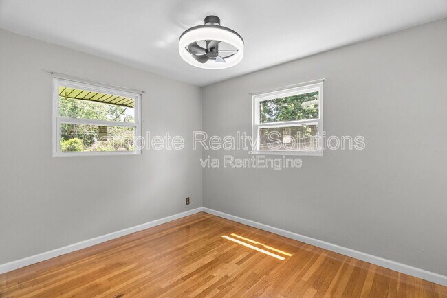 Building Photo - 10320 Durness Dr