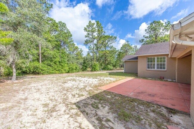 Building Photo - 7860 SW 204th Ave