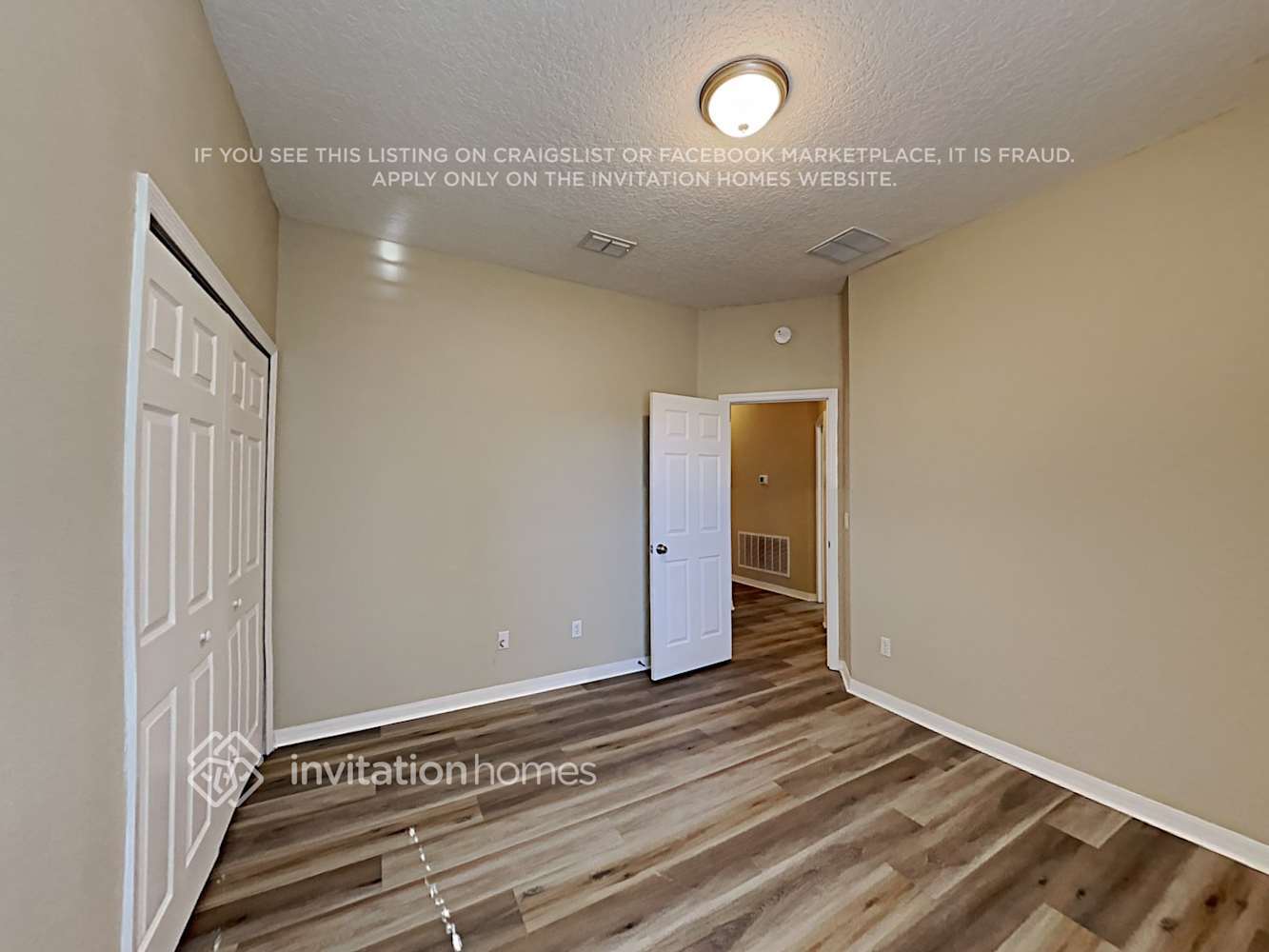Building Photo - 13407 Paloma Dr