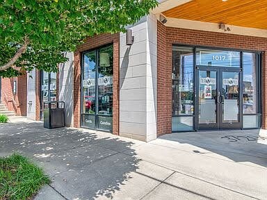 Building Photo - 1015 Fatherland St