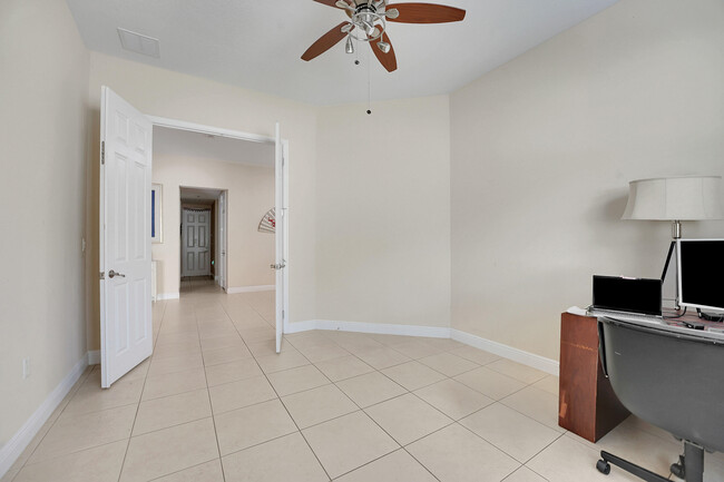 Building Photo - 9485 McAneeny Ct