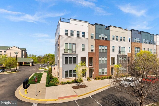 Building Photo - 2612 Neabsco Common Pl