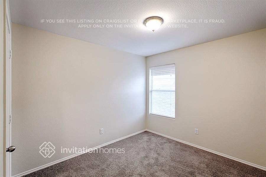 Building Photo - 11748 Netleaf Ln