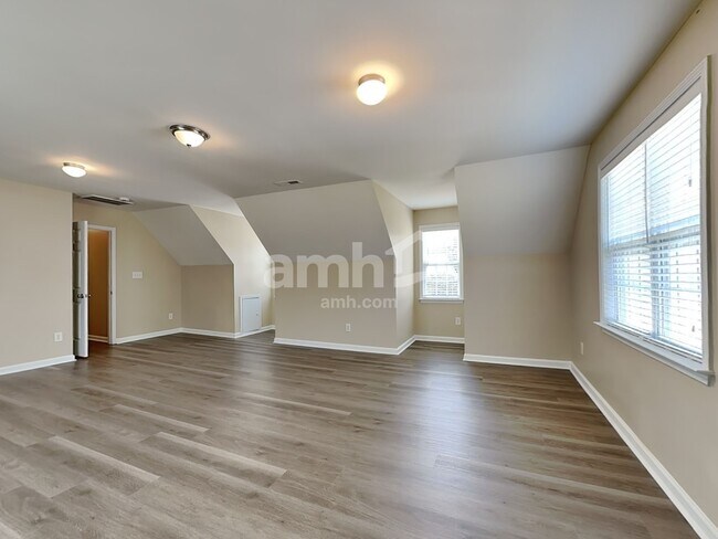 Building Photo - 1305 Tawny View Ln