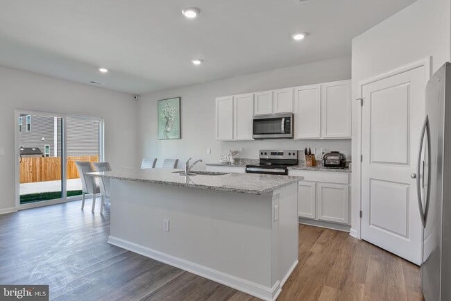Building Photo - 187 Gatehouse Pl
